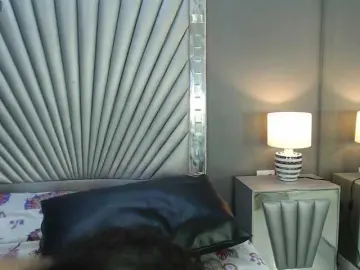 VioletPons  live sex cam