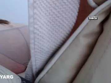 Arishaaaa01  live sex cam