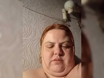 Buffy-s-1  live sex cam