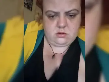 Buffy-s-1  live sex cam