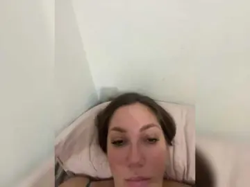 KATTYf  live sex cam