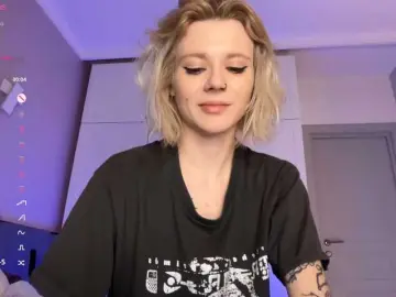 Alicee-teasee  live sex cam
