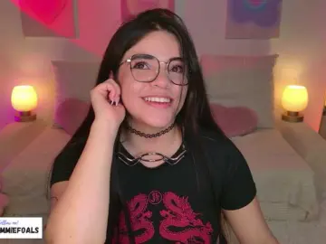 CammieFoalss  live sex cam