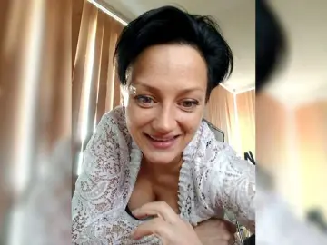 Dorisrus  live sex cam