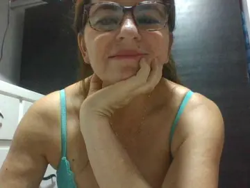 JuanitaWouti  live sex cam