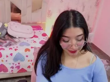 MARIANNA-TAY  live sex cam