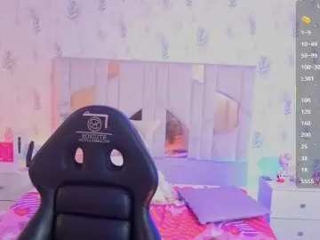 MARIANNA-TAY  live sex cam