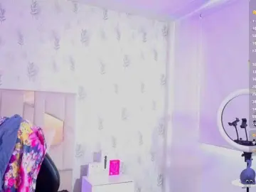 MARIANNA-TAY  live sex cam