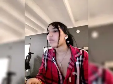 ValenRusso  live sex cam