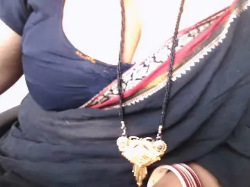 Hotpavitra  live sex cam