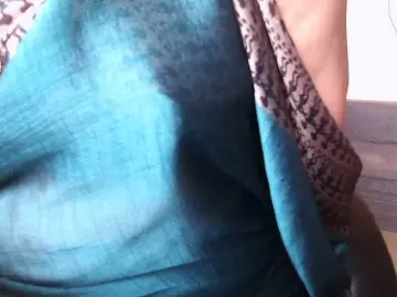 Hotpavitra  live sex cam