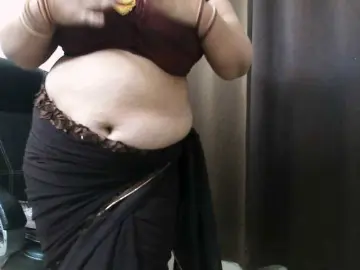 Hotpavitra  live sex cam