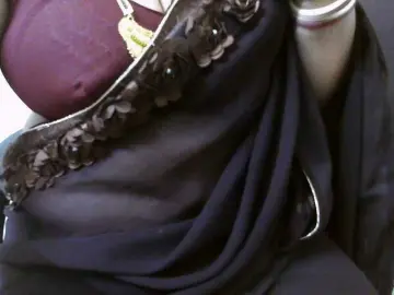 Hotpavitra  live sex cam