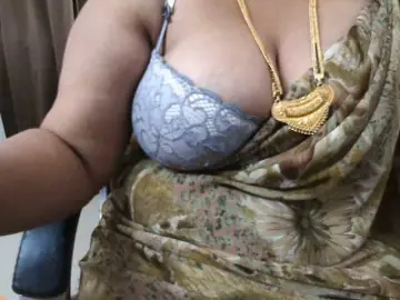 Hotpavitra  live sex cam