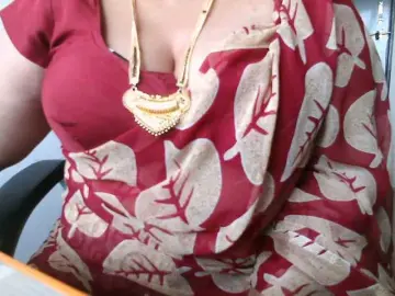 Hotpavitra  live sex cam