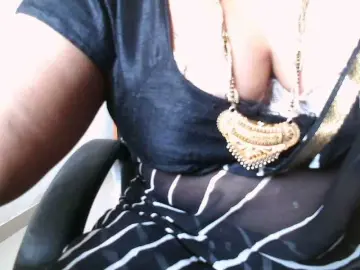 Hotpavitra  live sex cam