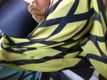 Hotpavitra  live sex cam