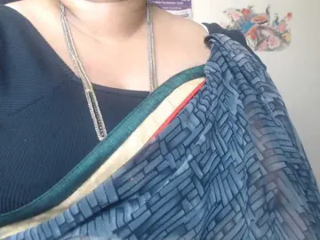 Hotpavitra  live sex cam