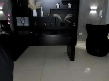 AlessaRomero  live sex cam