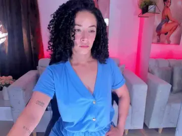 AlessaRomero  live sex cam