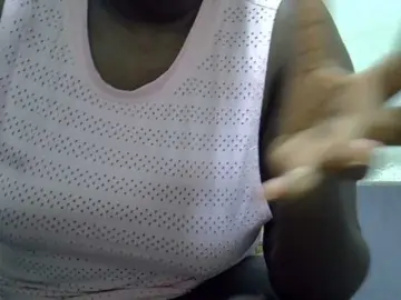 Bubblybooty  live sex cam