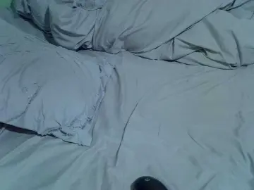 Bubblybooty  live sex cam