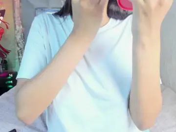 Estrellaa11  live sex cam