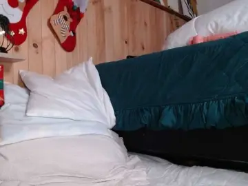 Ivonne-collins33  live sex cam