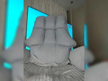 LolaTorr  live sex cam