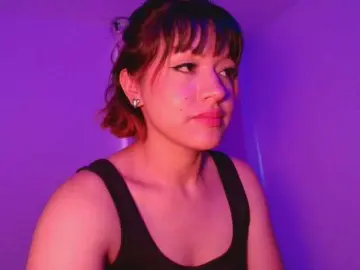 Melyzamek27  live sex cam