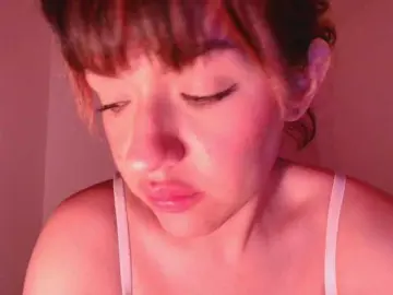 Melyzamek27  live sex cam