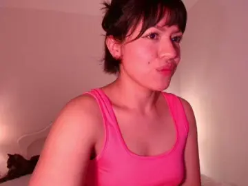 Melyzamek27  live sex cam