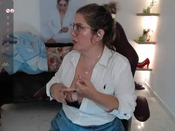 Miss-Diva1  live sex cam