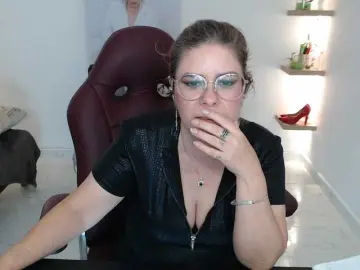 Miss-Diva1  live sex cam