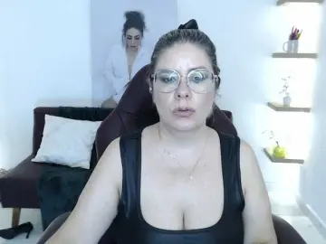 Miss-Diva1  live sex cam