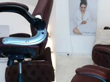Miss-Diva1  live sex cam