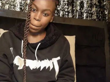 Sexyivy  live sex cam