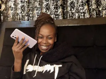 Sexyivy  live sex cam