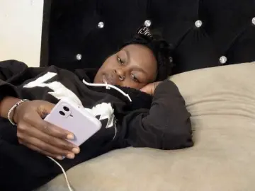 Sexyivy  live sex cam