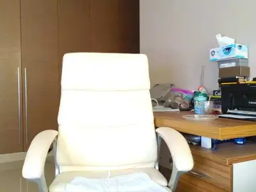 Ebonyskinny  live sex cam