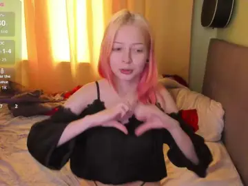 LiaPetite  live sex cam