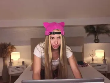 MissAmeliia  live sex cam