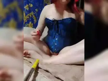 Tamilla45  live sex cam