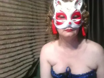 Tamilla45  live sex cam