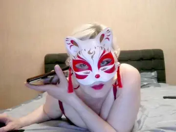 Tamilla45  live sex cam