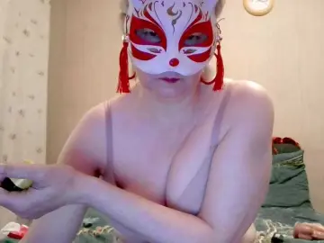 Tamilla45  live sex cam