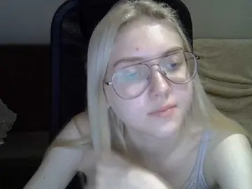 Dream-lily  live sex cam