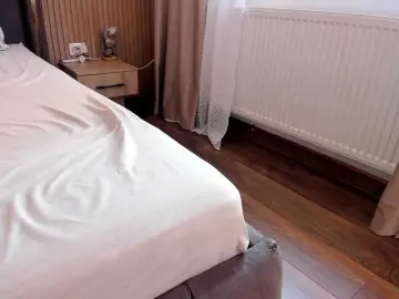 Roses-dream  live sex cam