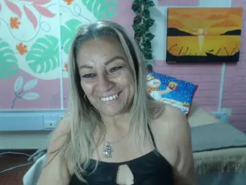 Valeria-sexy  live sex cam