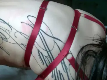 AlexisBlue  live sex cam